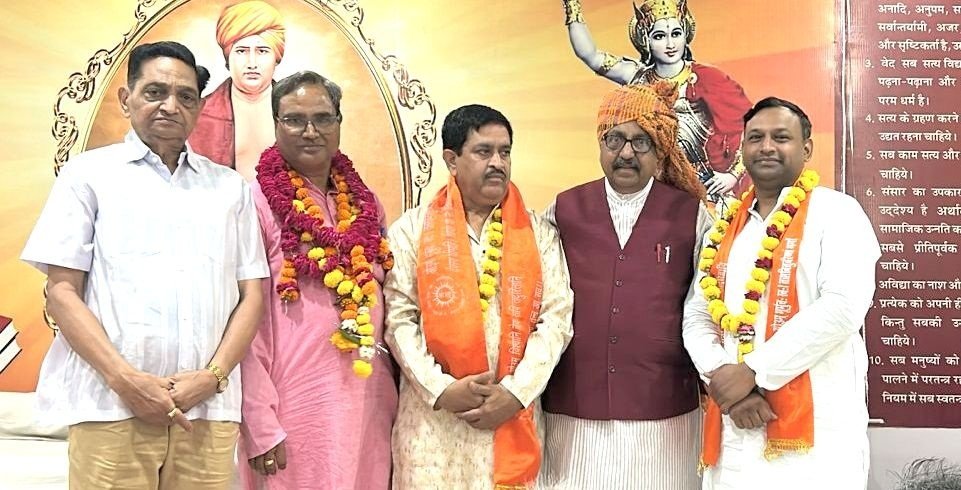 अवनींद्र गुप्ता को चौथी बार बने आर्य समाज कमला नगर के प्रधान