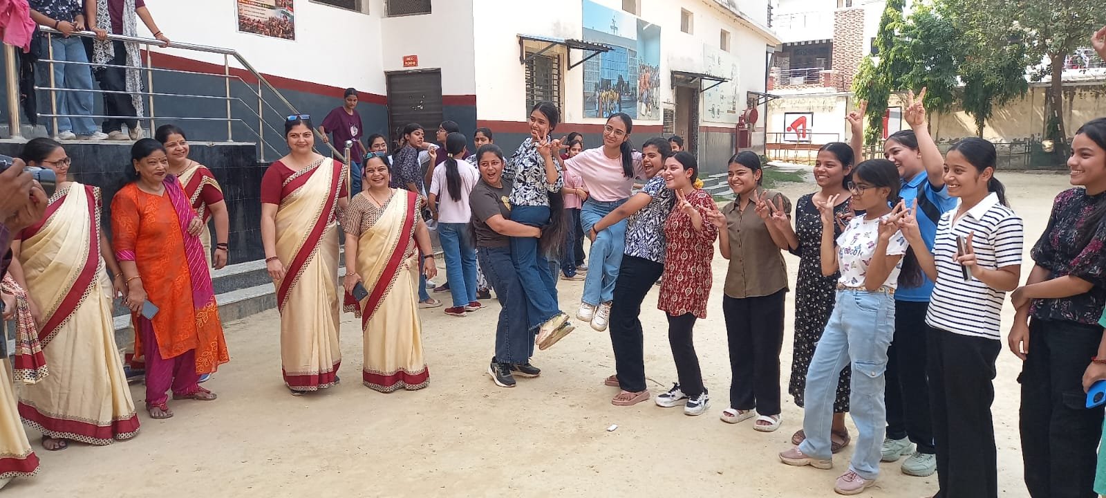 गणेशराम नागर सरस्वती बालिका विद्या मंदिर की छात्रा ने 98.6% अंक किये हासिल