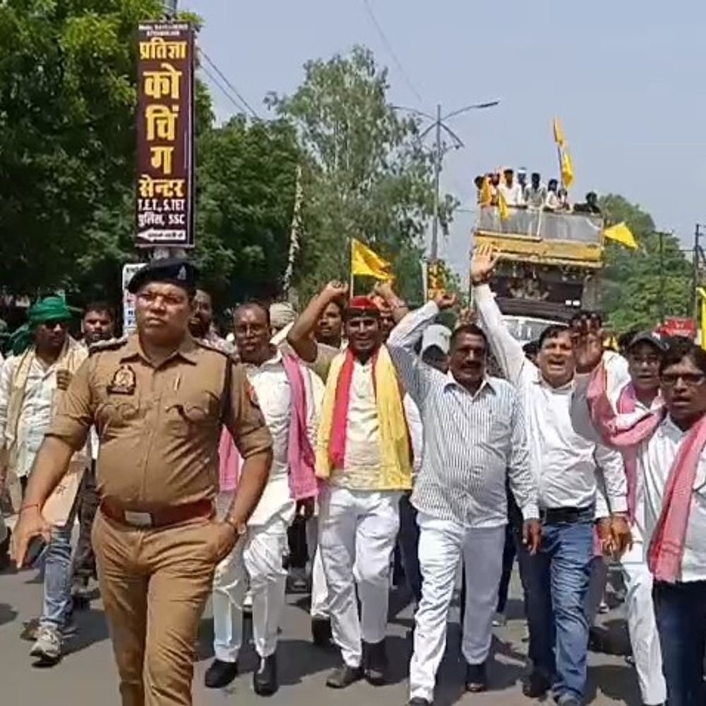 मैनपुरी में अहिल्याबाई जयंती पर शोभायात्रा निकली:पूर्व विधायक ने कहा- वर्तमान पीढ़ी को समाज सेवा और राष्ट्र निर्माण के लिए प्रेरित करते हैं