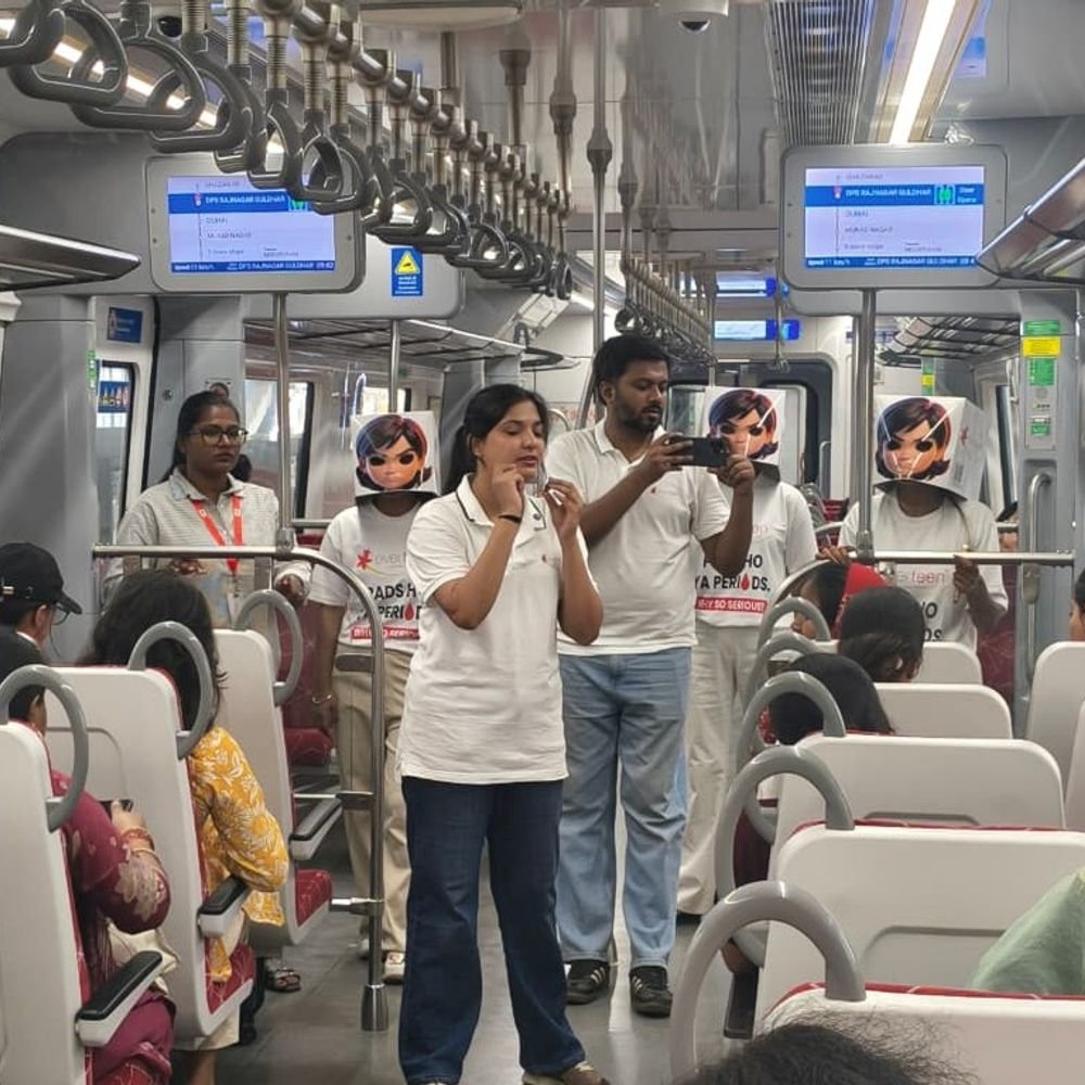 नमो भारत स्टेशनों पर मासिक धर्म पर खुलकर हुई बात:NCRTC ने सराय काले खां और बेगमपुल स्टेशन पर चलाया 2 दिन का जागरूकता अभियान