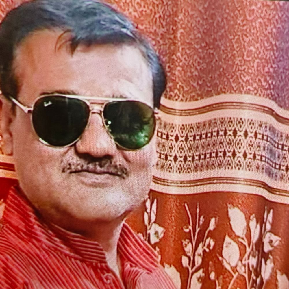प्रॉपर्टी विवाद में पूर्व पार्षद की छत से फेंककर हत्या:सगे भाई और भतीजों पर लगा आरोप, पीड़ित बेटे ने की एनकाउंटर की मांग