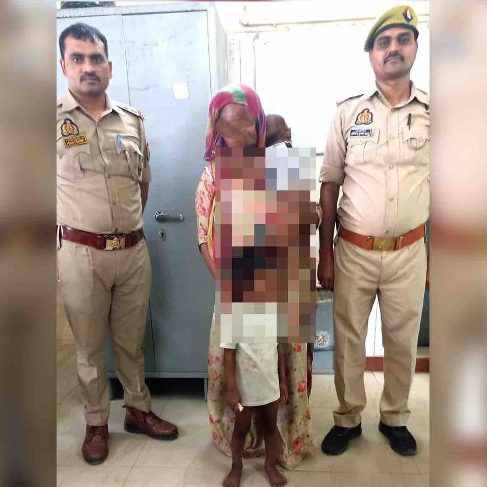 कानपुर सेंट्रल पर 5 वर्षीय मासूम मां से बिछड़ा:जीआरपी ने 20 मिनट में ढूंढकर मां को सौंपा