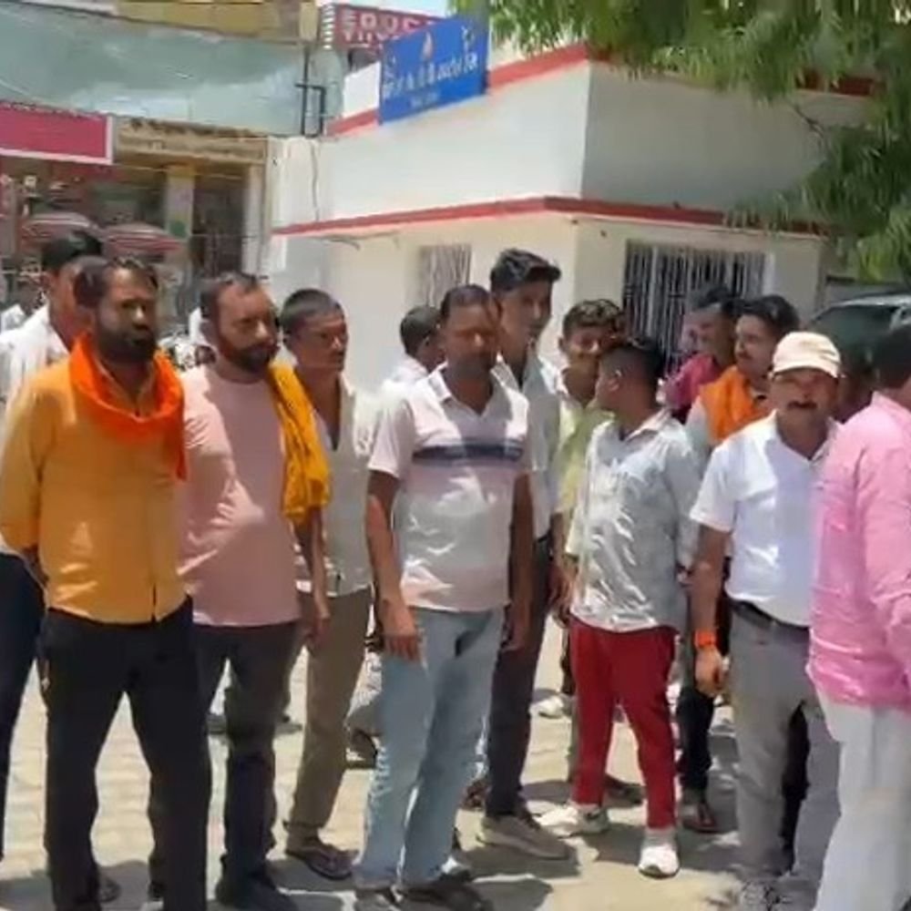 मारपीट मामले में राज्यमंत्री ने एसपी कार्यालय पहुंचकर की मुलाकात:थानाध्यक्ष की कार्यशैली पर जताई नाराजगी, एसपी के निर्देश पर केस दर्ज