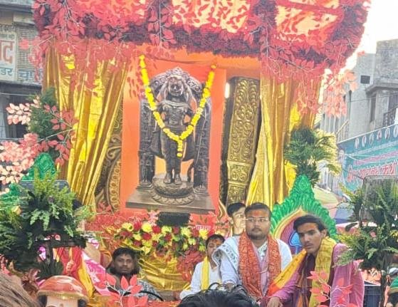 शोभा यात्रा,नगर भ्रमण के साथ प्रारंभ हुआ श्री रामलला, गरुड़ जी का प्राण प्रतिष्ठा महोत्सव