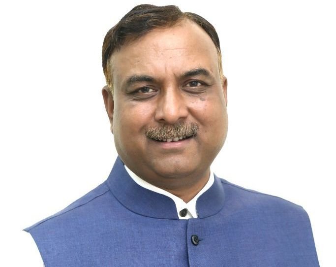 आगरा से विमान सेवाओं का विस्तार हो : नवीन जैन