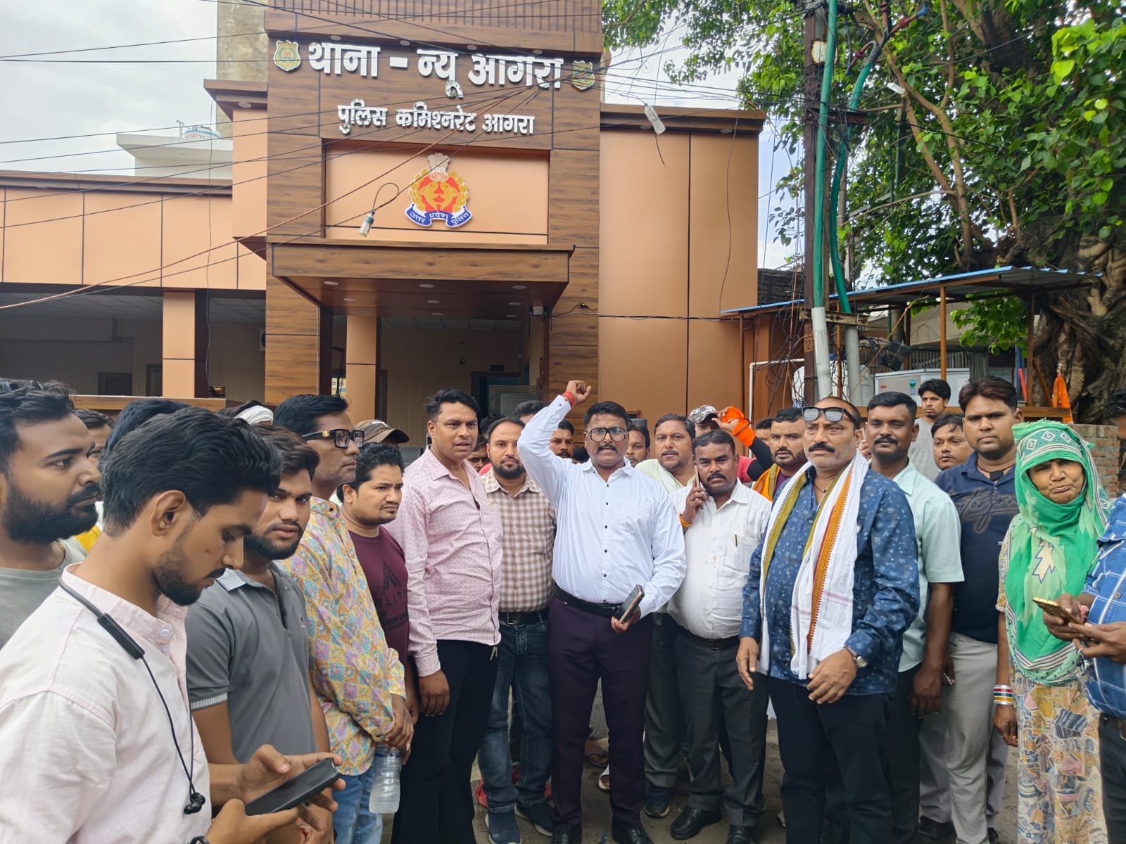ड्यूटी पर काम कर रहे सफाई कर्मचारी पर जानलेवा हमला
