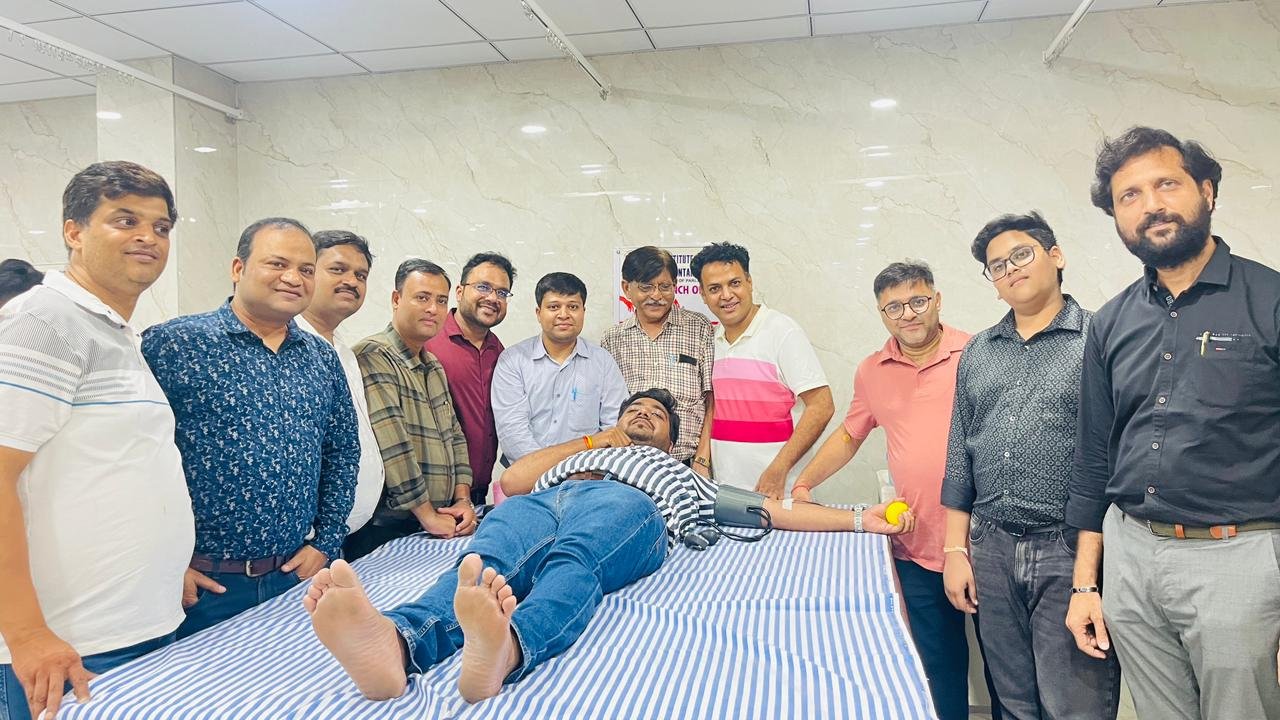 चार्टर्ड अकाउंटेंटस का रक्तदान महाअभियान शुरू, पहले दिन 178 यूनिट रक्तदान