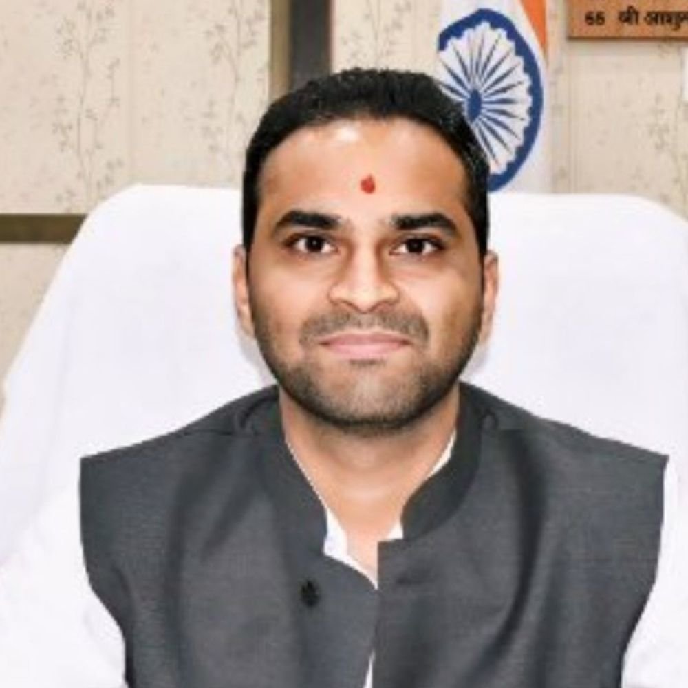 आईजीआरएस शिकायतों में लापरवाही:देवरिया में 3 अधिकारियों को कारण बताओ नोटिस