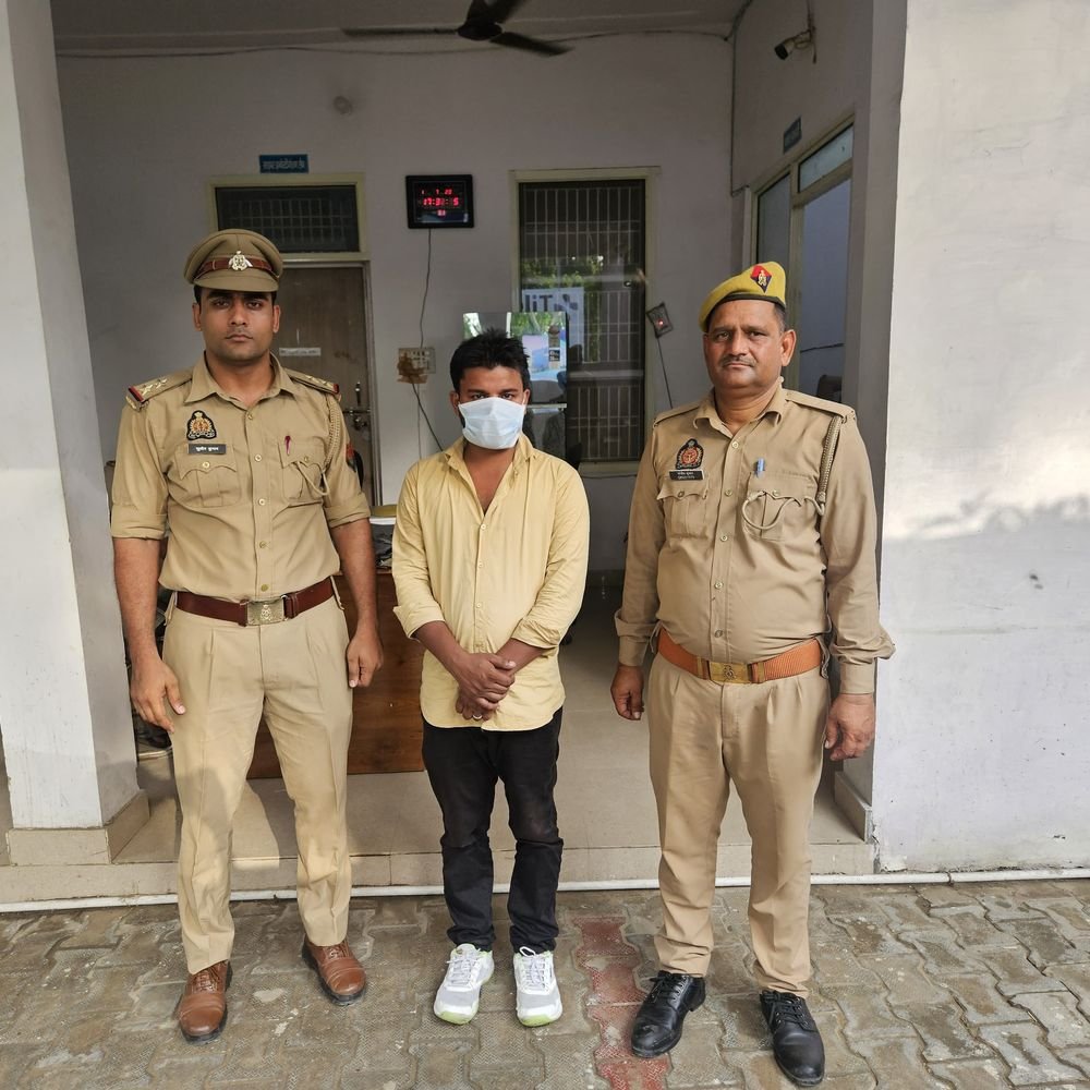 हापुड़ में साइबर ठगी का आरोपी गिरफ्तार:खाते से 19.73 लाख रुपये का लेनदेन हुआ, कई राज्यों में शिकायतें