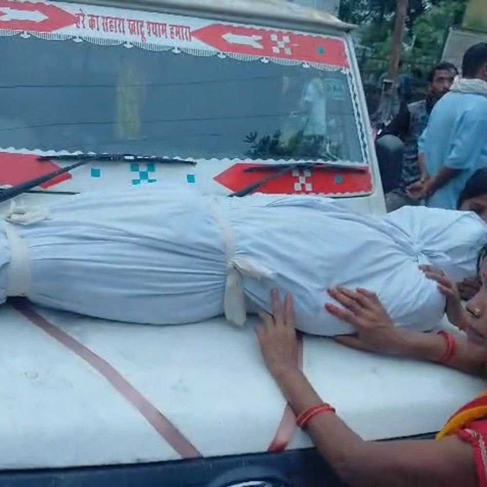 गोंडा में सड़क हादसे के बाद प्रदर्शन, 84 पर केस:थाने के गेट पर शव रखकर किया था हंगामा, रोड जाम की थी