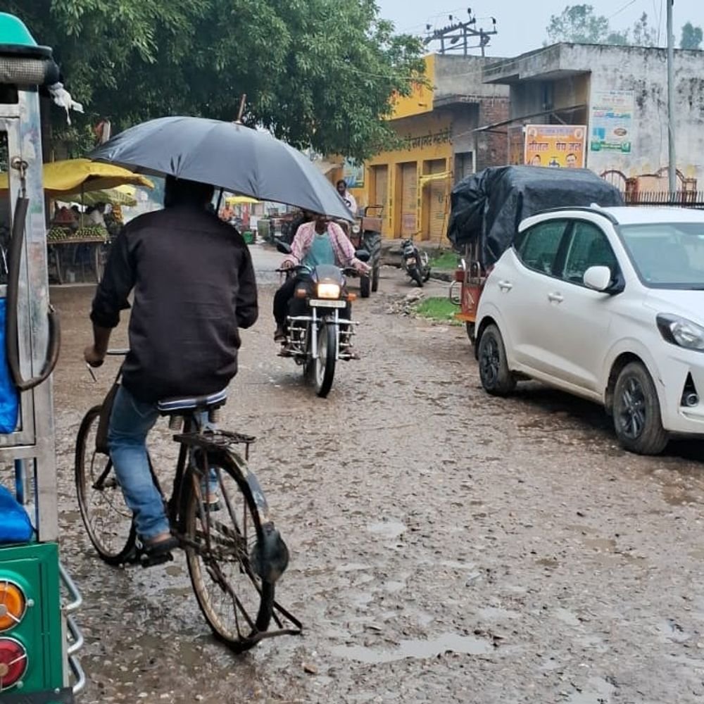 बदायूं में लगातार चौथे दिन बारिश:उमस और गर्मी से मिली राहत, धान की फसल को फायदा