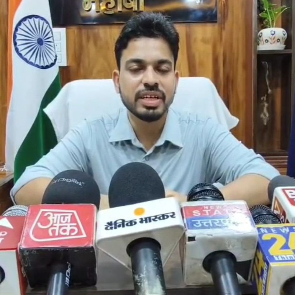 कल से ‘वृक्षारोपण महायज्ञ’ की शुरुआत:महोबा में 76 लाख पौधे लगाने का लक्ष्य, नाग देवता मंदिर प्रांगण से होगी शुरुआत