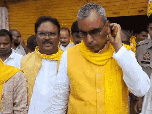 राजभर का अखिलेश यादव पर निशाना:बोले, उनकी पूरी टीम गाली-गलौज और जातिवादी जहरीलेपन पर उतर आई है