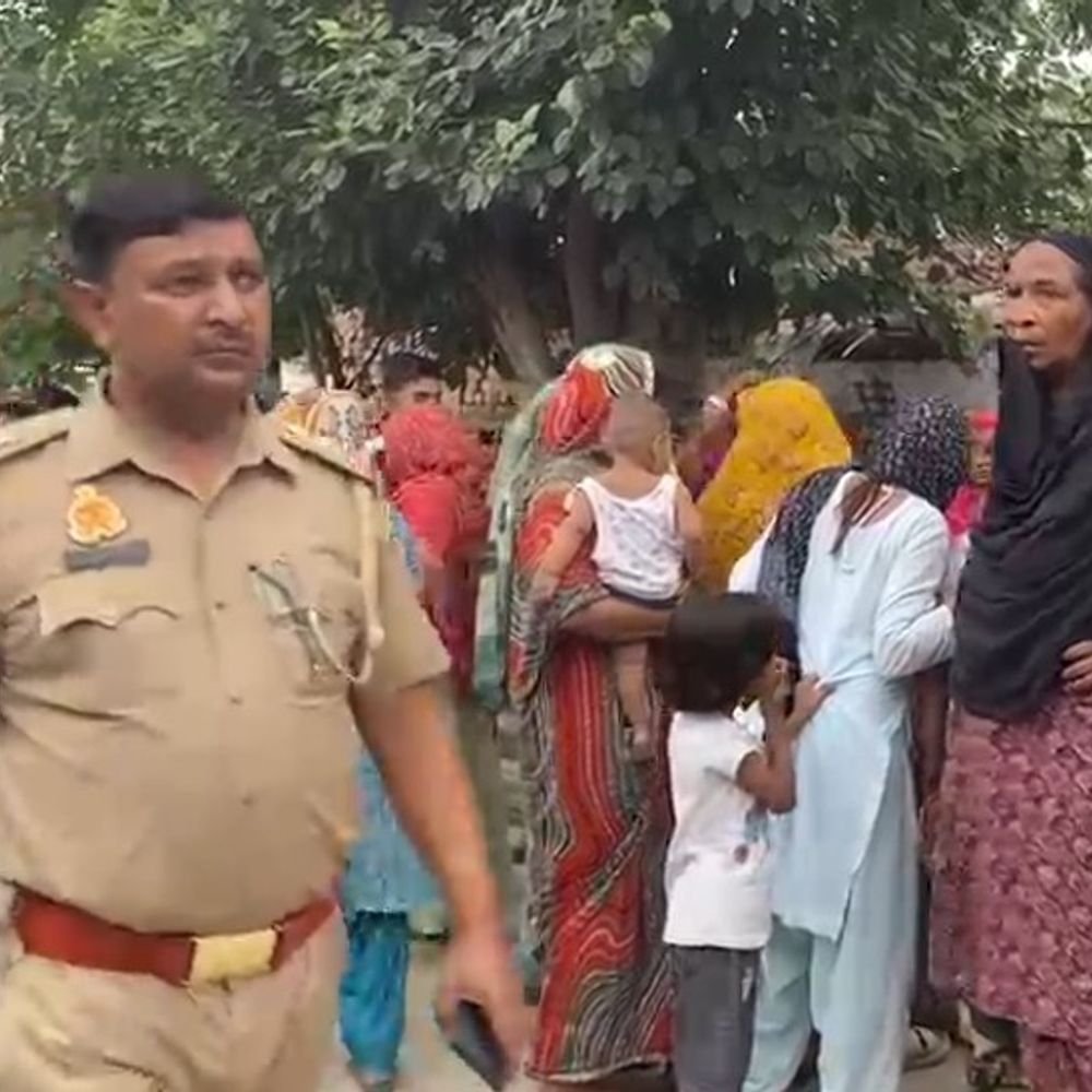 बुलंदशहर में बेटे ने पिता की हत्या की:शराब पीने से रोकने पर फावड़े से किया हमला