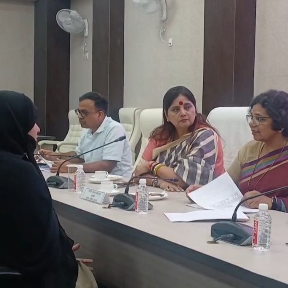 कानपुर में महिला आयोग की चौपाल:अध्यक्ष ने 61 मामलों पर तुरंत एक्शन लिया; बोलीं- जल्द लागू हो महिला आरक्षण बिल