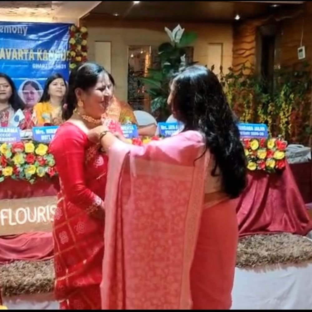 इनरव्हील क्लब का 19वां अधिष्ठापन:कानपुर में ऐश्वर्या त्रिवेदी ने संभाली अध्यक्ष पद की जिम्मेदारी, पुस्तक का विमोचन