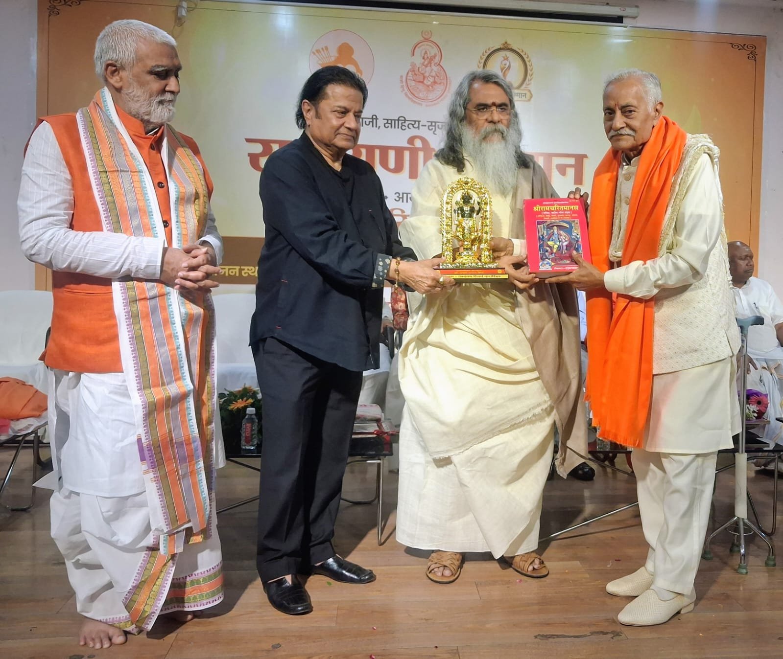 आगरा के योगेश चंद्र शर्मा ‘योगी’ को मिला ‘रामायणी सम्मान’