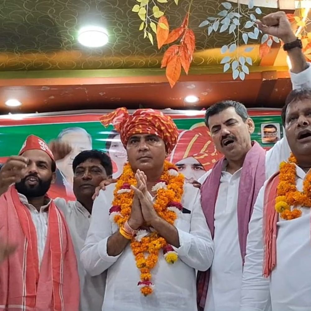सपा की PDA चौपाल में भाजपा सरकार को तानाशाह बताया:लल्ला गुर्जर ने कहा- गुर्जर समाज को निशाना बना रही सरकार