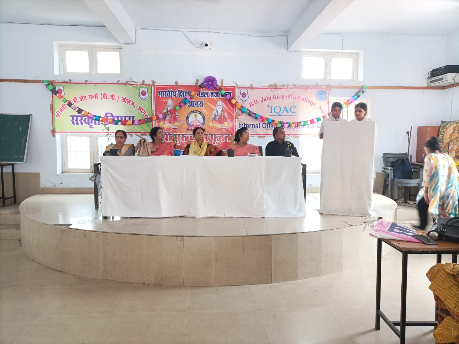 गुरु के मार्गदर्शन से ही शिष्य का व्यक्तित्व निखरता है: प्रो. पूनम सिंह