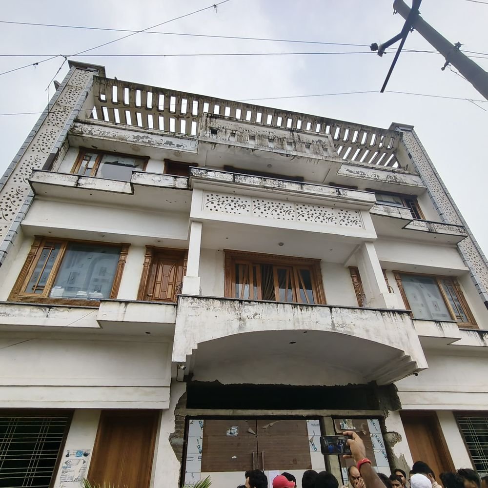 संभल के सपा विधायक इकबाल महमूद का निर्माण अवैध घोषित:15 दिन में मकान हटाने का आदेश, नहीं प्रशासन कराएगा ध्वस्तीकरण; कोर्ट ने अपील खारिज की