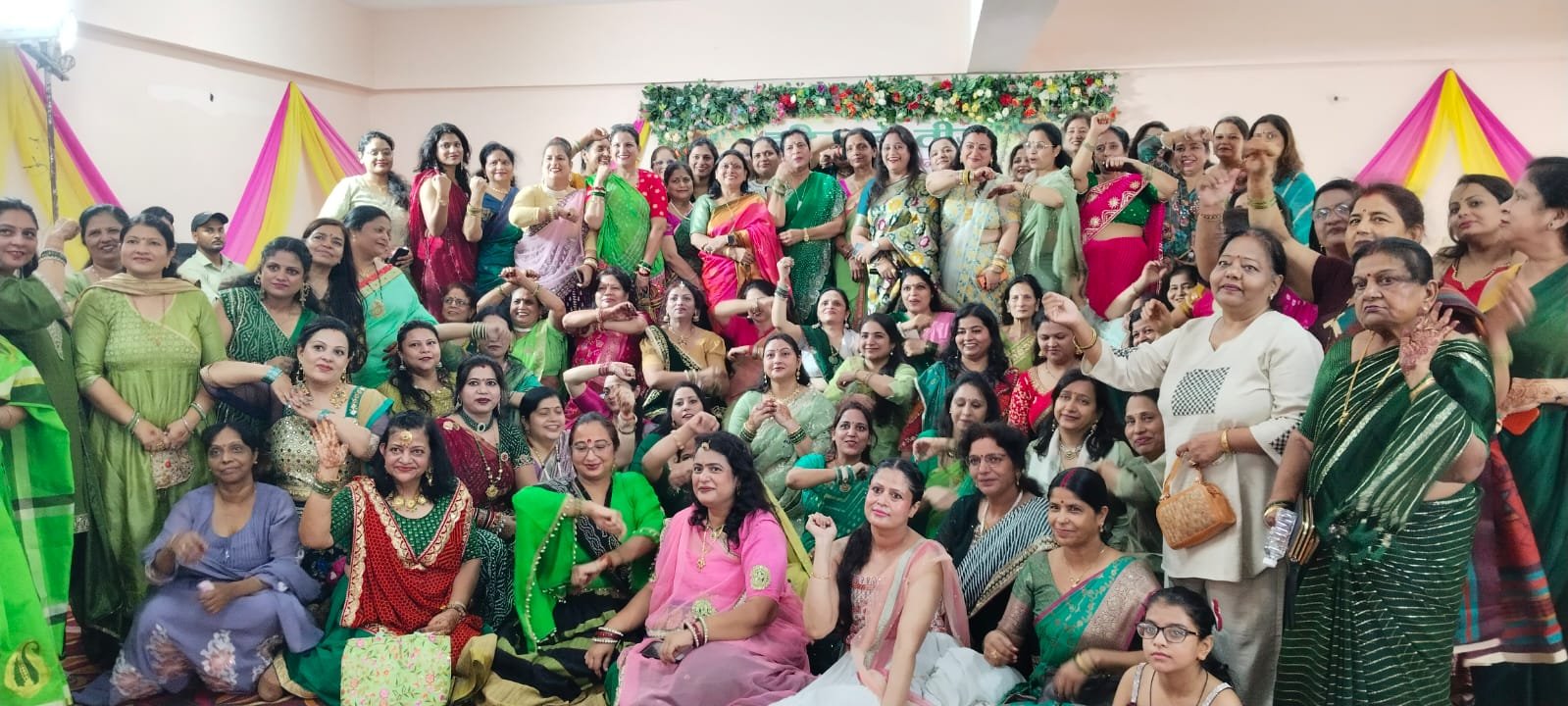 जनकपुरी महिला समिति ने मनाया हरियाली तीज उत्सव
