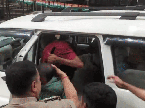 बंगाल के कूचबिहार से 3 संदिग्ध ISI एजेंट गिरफ्तार:भारतीय सिम कार्ड पाकिस्तान भेज रहे थे; नकली नोट भी बनाते थे