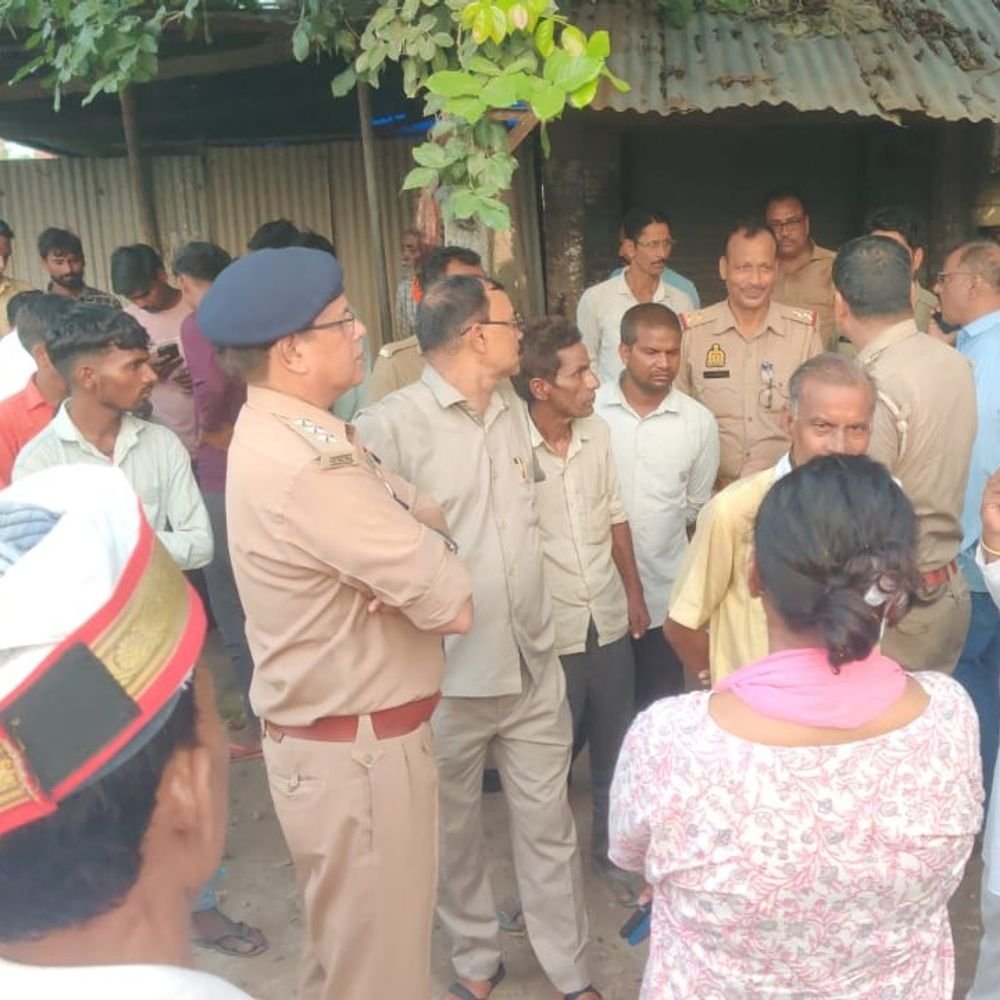 सुल्तानपुर में मरीज की मौत पर हंगामा:अबॉर्शन के चलते बिगड़ी हालत, डॉक्टर और स्टॉफ फरार हुए