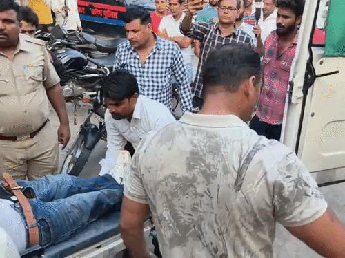 सहारनपुर में गले पर उस्तरा मारकर पत्नि की हत्या:कमरे में हुई थी कहासुनी, अपने गले पर भी किया वार, साली की शादी में आया था
