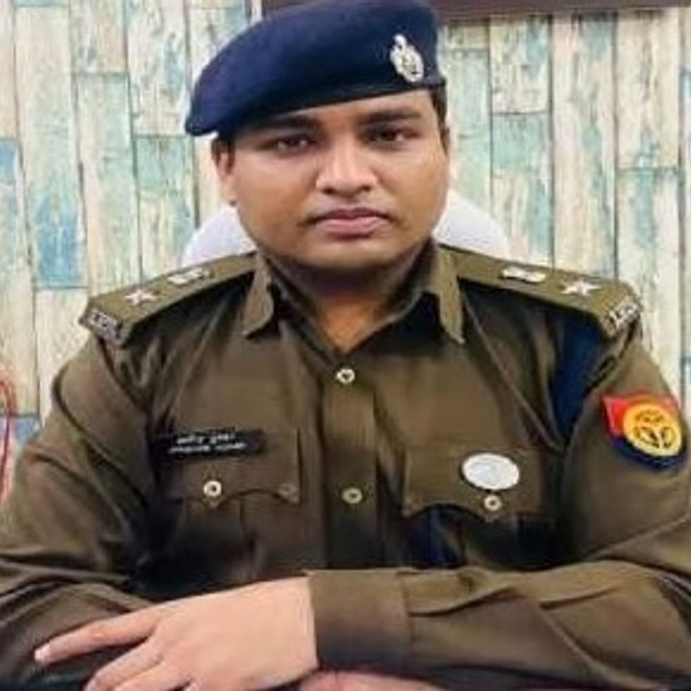 वाराणसी से DCP वरुणा प्रमोद कुमार हटाकर लखनऊ भेजे गए:राजेश पांडे-विनीत भटनागर डीसीपी बनाए गए, फिरोजाबाद से भेजे गए गुनावत