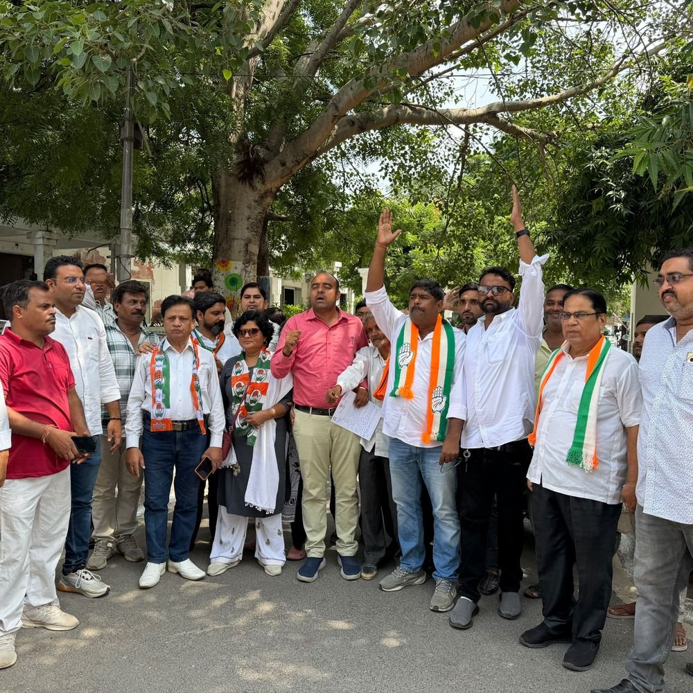 इनर रिंग रोड के लिए अधिग्रहित जमीन पर कमर्शियल कॉम्प्लेक्स:कांग्रेसी और किसानों ने जताया विरोध, मुआवजा बढ़ाने की मांग