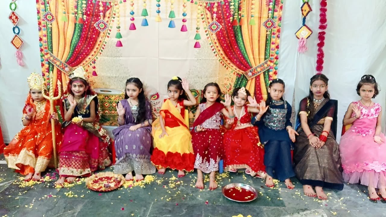 गुरुकुल किड्स एकेडमी में नवरात्रि उत्सव पर रंगारंग कार्यक्रम
